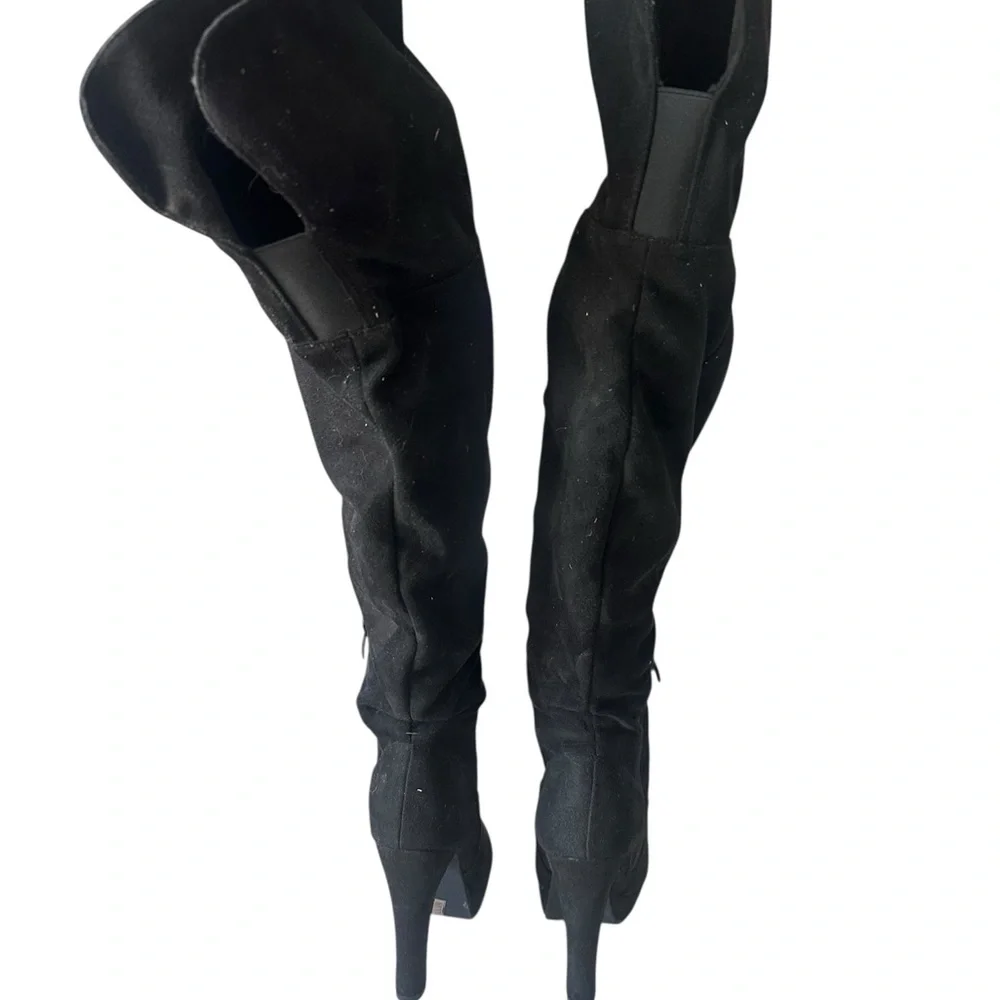 Dream Pairs Women’s over the knee platform heel boots size 9‎ 1/2